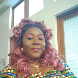 Meet your Posher, Decontee